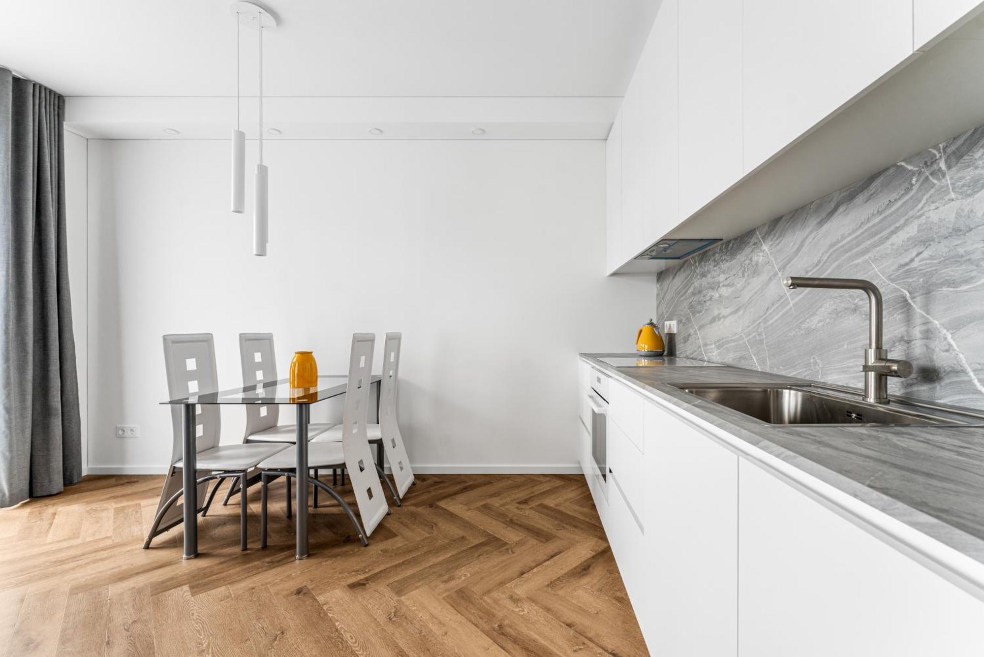 50m2 Near Japanese Garden - 4th Floor Appartement